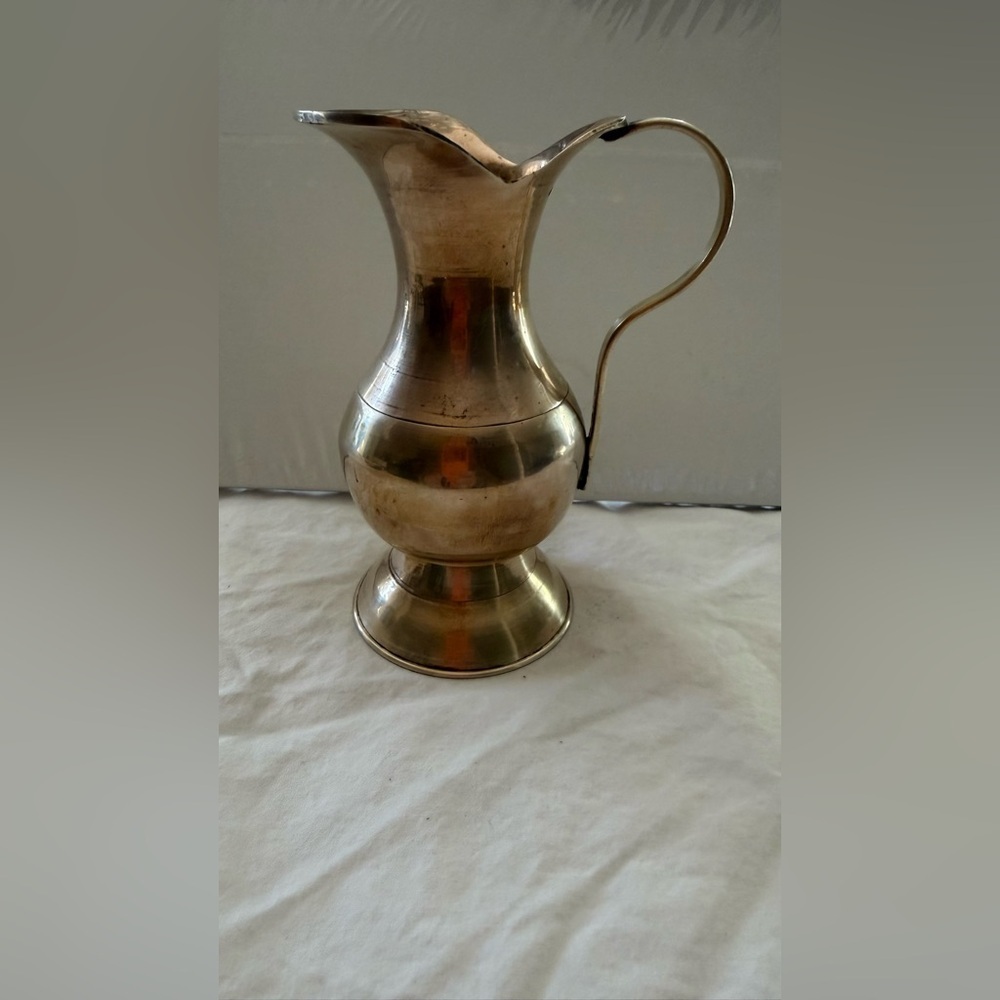 Vintage gold brass Pitcher - Picture 3 of 12